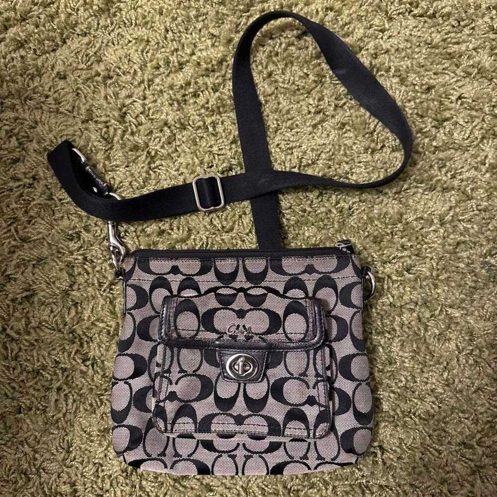 Vintage Coach black and grey crossbody bag